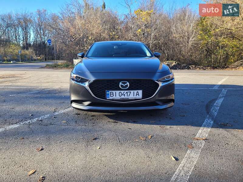 Седан Mazda 3 2019 в Полтаве