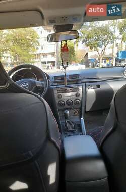 Хэтчбек Mazda 3 2007 в 