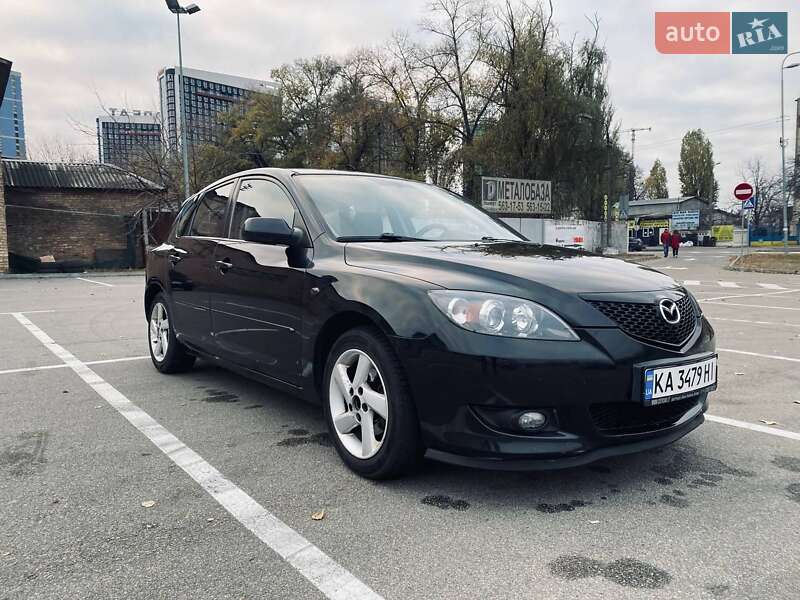Хэтчбек Mazda 3 2004 в Киеве