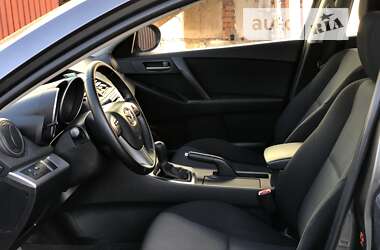 Хэтчбек Mazda 3 2010 в Хмельницком