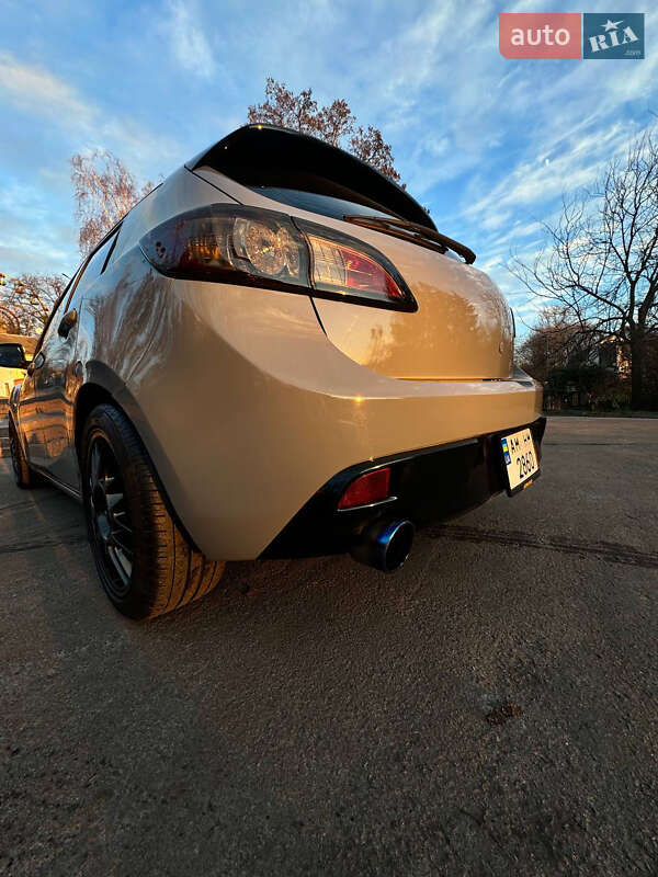 Хэтчбек Mazda 3 2009 в Житомире