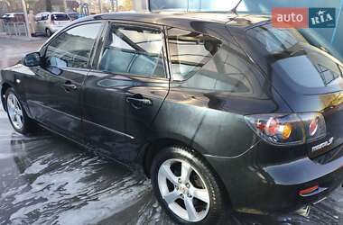 Хэтчбек Mazda 3 2005 в Ровно