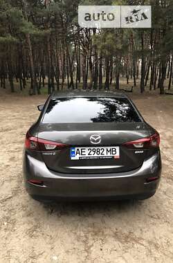 Седан Mazda 3 2015 в Кам'янському
