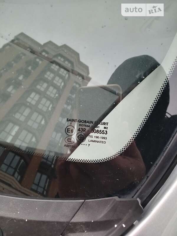 Седан Mazda 3 2007 в Киеве