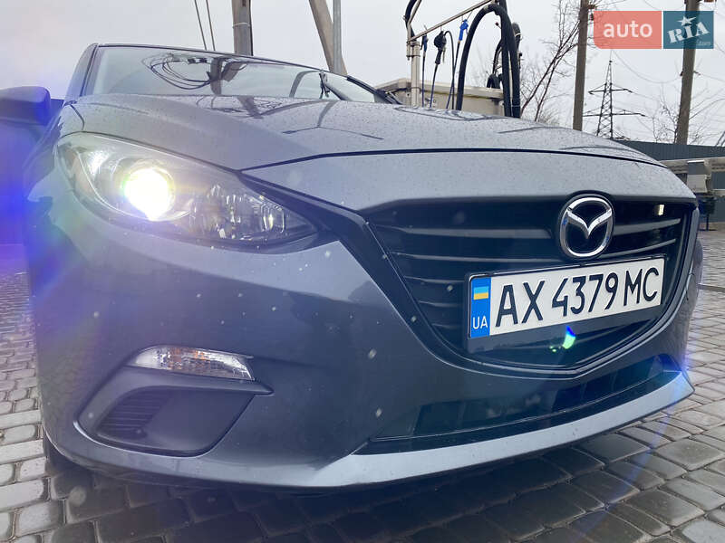 Седан Mazda 3 2016 в Кривом Роге фото 3 Седан Mazda 3 2016 в Кривом Роге