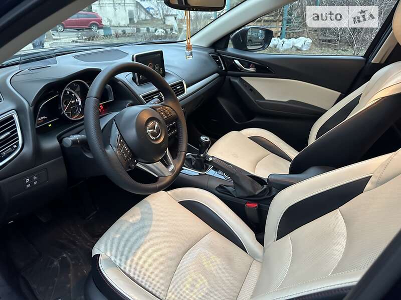 Хетчбек Mazda 3 2014 в Києві фото 23 Хетчбек Mazda 3 2014 в Києві