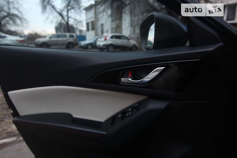 Хетчбек Mazda 3 2014 в Києві фото 58 Хетчбек Mazda 3 2014 в Києві