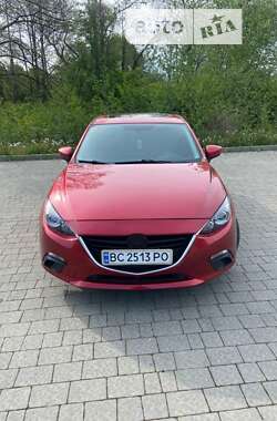 Седан Mazda 3 2014 в Пустомитах