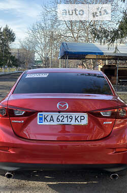 Седан Mazda 3 2014 в Врадиевке