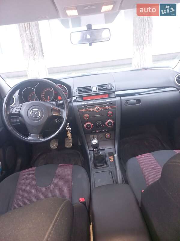 Хэтчбек Mazda 3 2005 в Киеве
