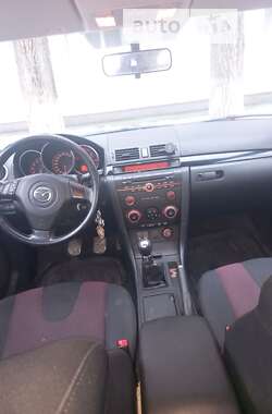 Хэтчбек Mazda 3 2005 в Киеве