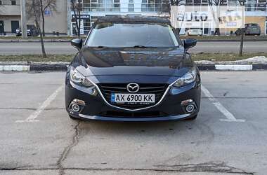 Седан Mazda 3 2016 в Харькове