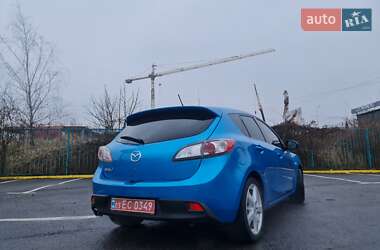 Хэтчбек Mazda 3 2010 в Ужгороде