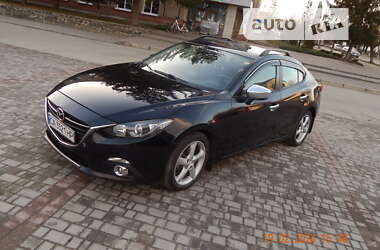 Седан Mazda 3 2016 в Корсунь-Шевченківському