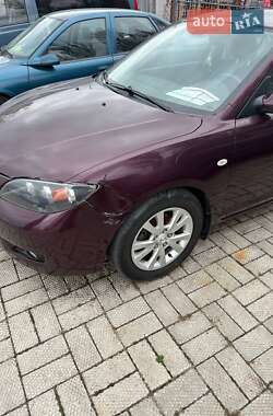 Седан Mazda 3 2007 в Николаеве