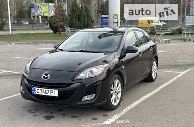 Хэтчбек Mazda 3 2010 в Ивано-Франковске