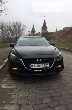 Седан Mazda 3 2017 в Кам'янець-Подільському