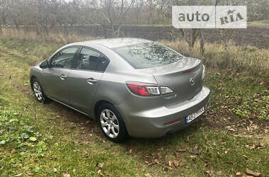 Седан Mazda 3 2012 в Виннице