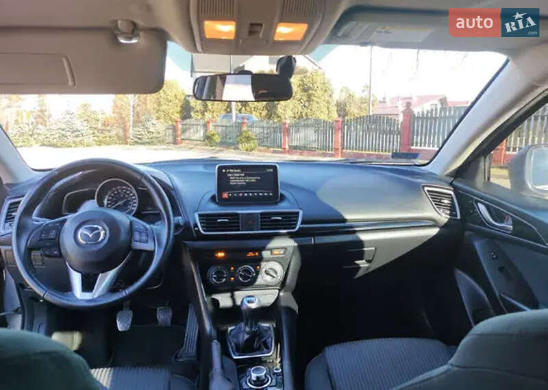 Седан Mazda 3 2015 в Хмельницькому