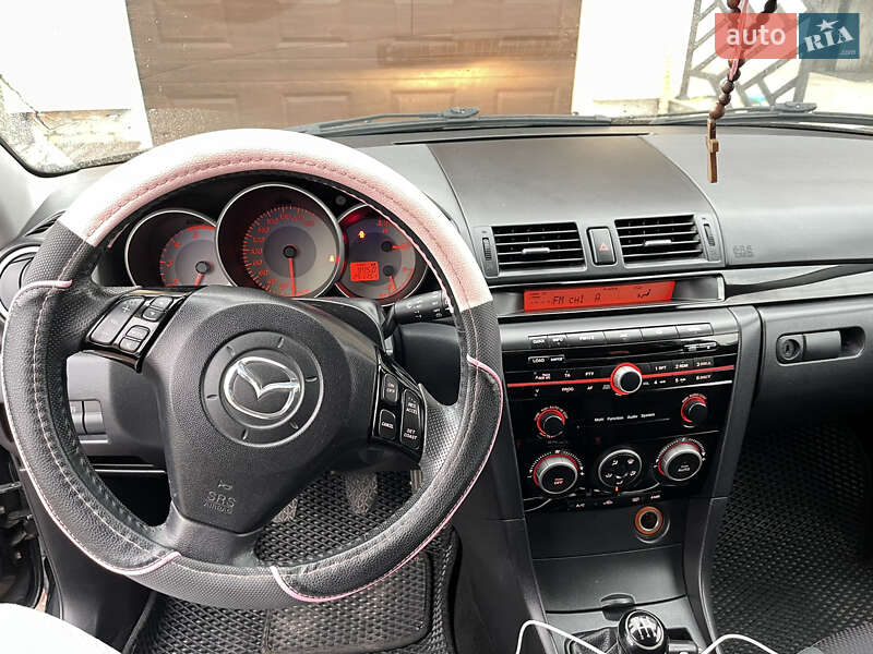 Хэтчбек Mazda 3 2008 в Львове
