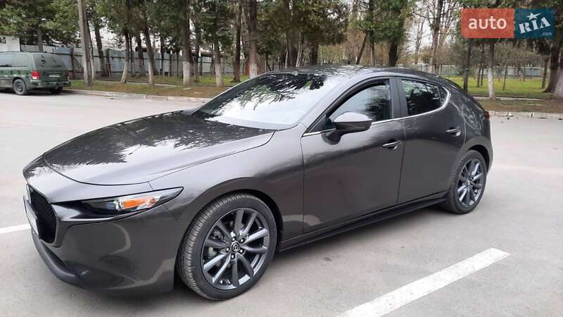 Хэтчбек Mazda 3 2019 в Львове