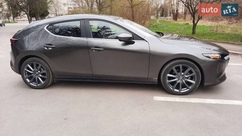 Хэтчбек Mazda 3 2019 в Львове
