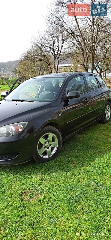 Хэтчбек Mazda 3 2003 в Ужгороде