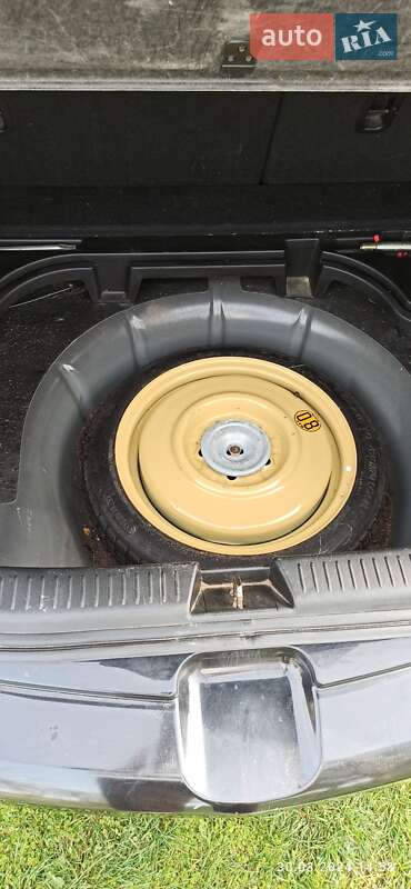 Хэтчбек Mazda 3 2003 в Ужгороде