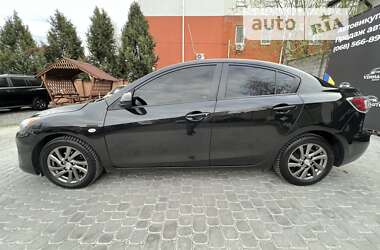 Седан Mazda 3 2012 в Виннице