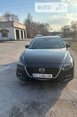 Седан Mazda 3 2017 в Дніпрі