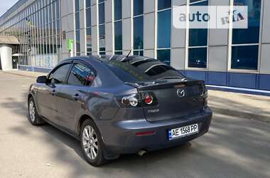 Седан Mazda 3 2006 в Кривом Роге