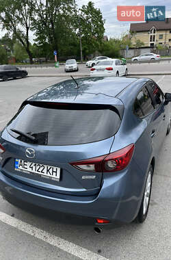 Хетчбек Mazda 3 2016 в Дніпрі фото 3 Хетчбек Mazda 3 2016 в Дніпрі