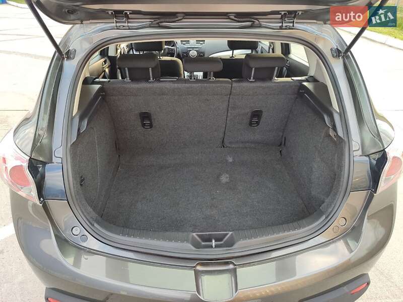 Хэтчбек Mazda 3 2009 в Одессе