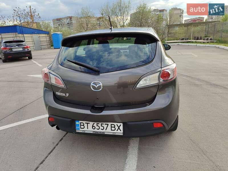 Хэтчбек Mazda 3 2009 в Одессе