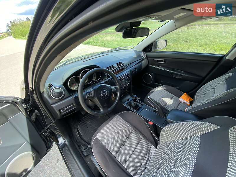 Хэтчбек Mazda 3 2008 в Буске