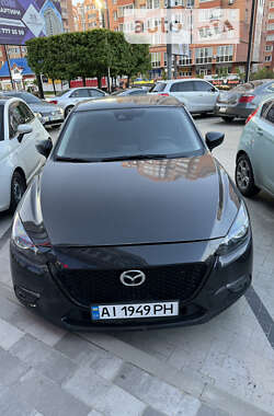 Хэтчбек Mazda 3 2017 в Киеве