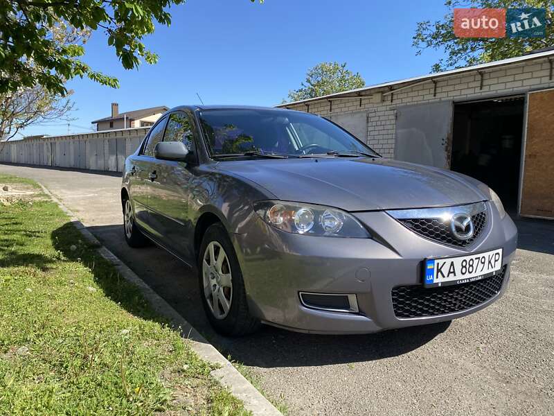 Седан Mazda 3 2008 в Борисполе