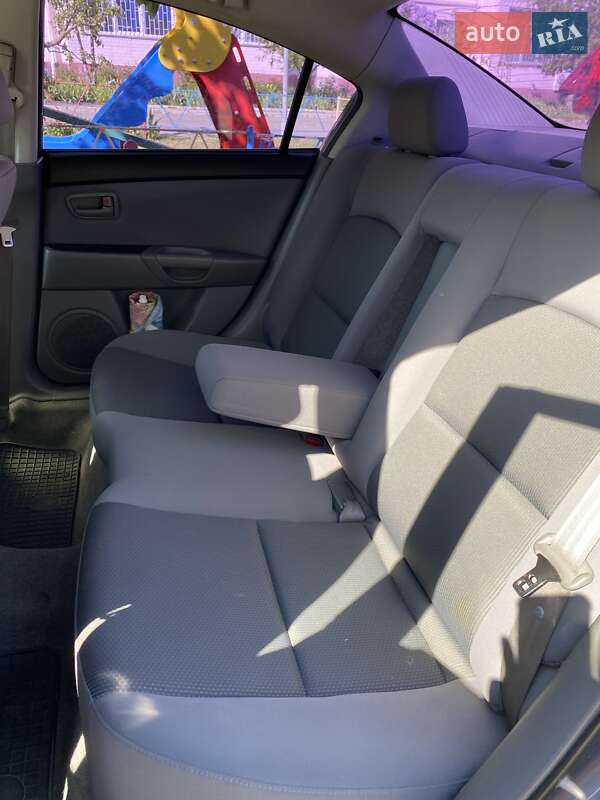 Седан Mazda 3 2008 в Борисполе