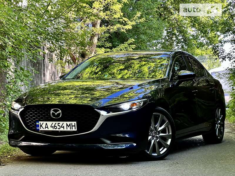 Седан Mazda 3 2020 в Киеве