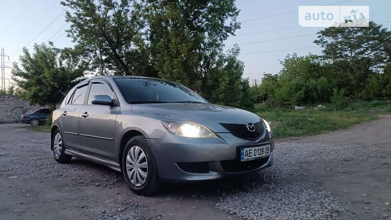 Хэтчбек Mazda 3 2004 в Кривом Роге