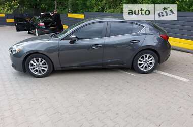 Хэтчбек Mazda 3 2016 в Жмеринке