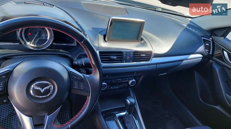 Седан Mazda 3 2014 в Запорожье