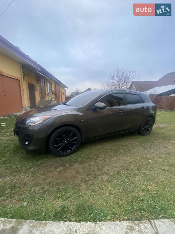 Хетчбек Mazda 3 2009 в Надвірній фото 8 Хетчбек Mazda 3 2009 в Надвірній