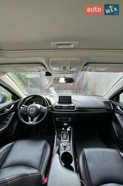 Седан Mazda 3 2014 в Самборе