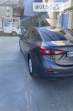 Седан Mazda 3 2015 в Одессе