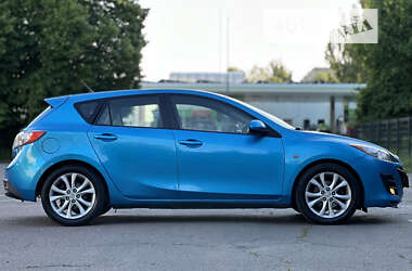 Хэтчбек Mazda 3 2010 в Киеве