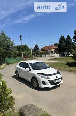 Хэтчбек Mazda 3 2012 в Ужгороде