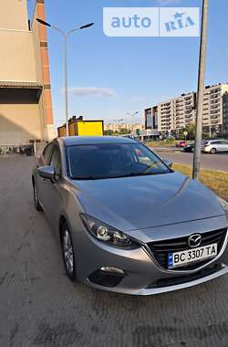 Седан Mazda 3 2013 в Львові