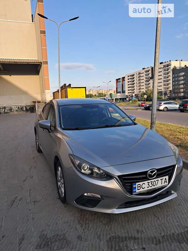 Седан Mazda 3 2013 в Львові