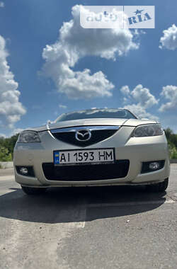 Седан Mazda 3 2007 в Буче